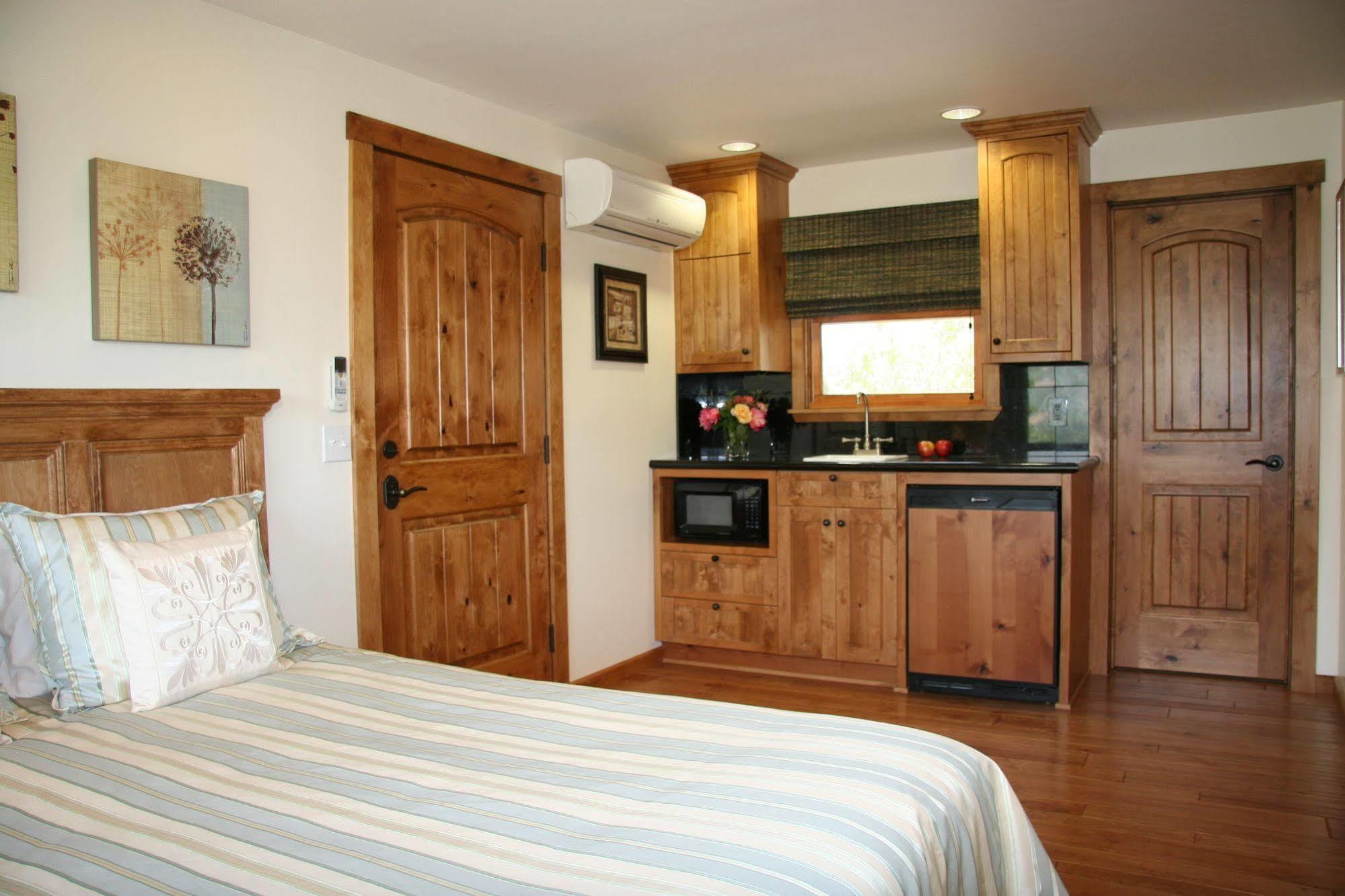 Ojai Retreat & Inn Dış mekan fotoğraf