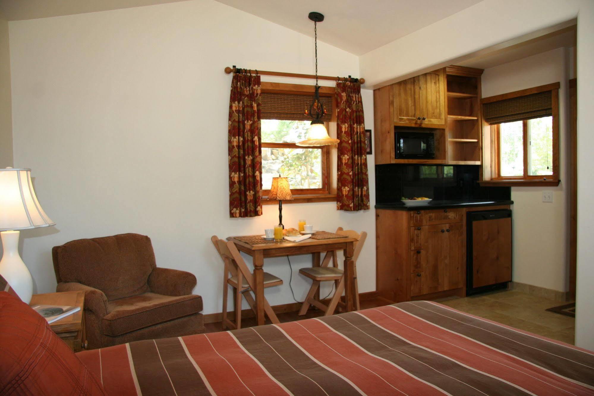 Ojai Retreat & Inn Dış mekan fotoğraf